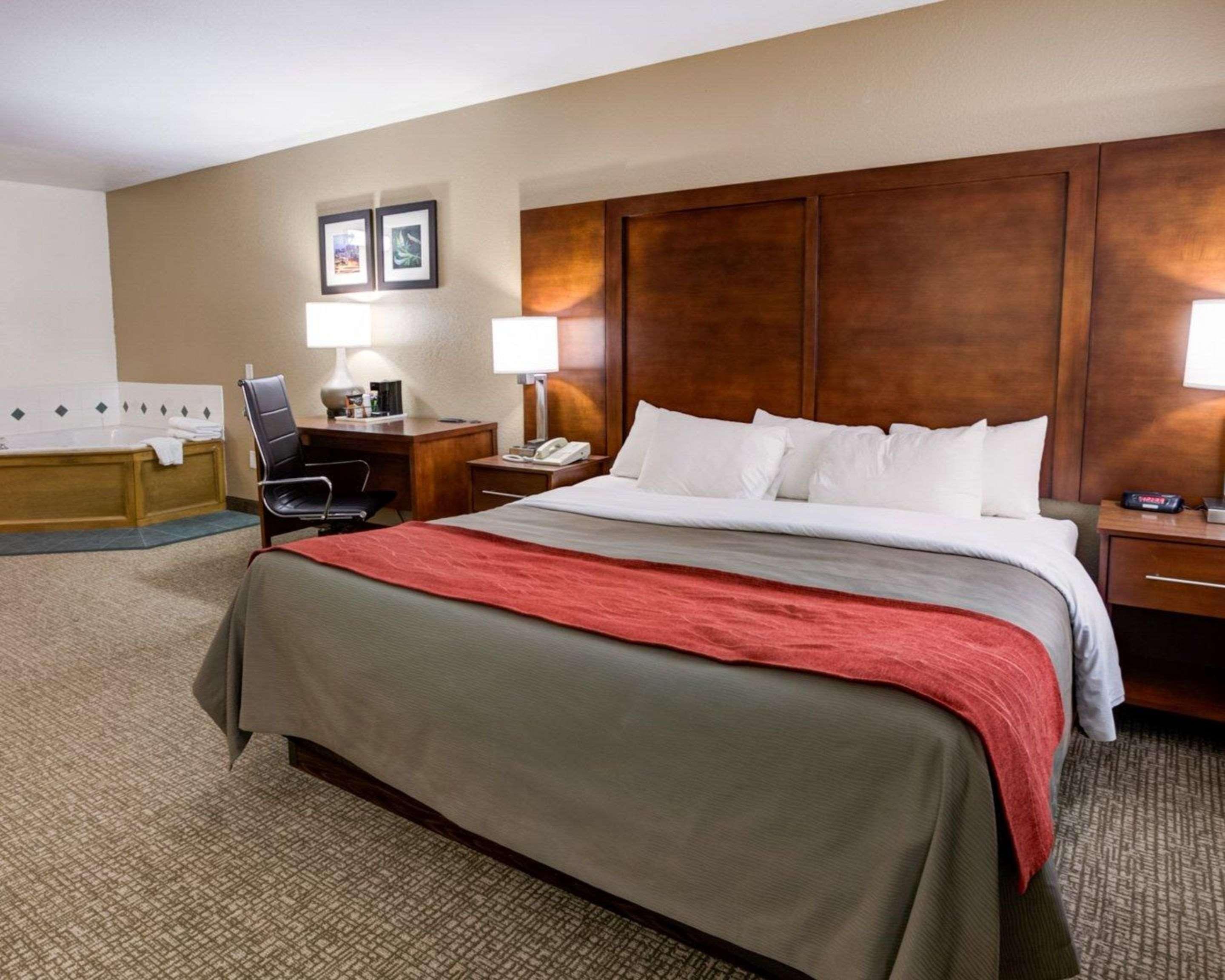 Comfort Inn Kearney - Liberty Екстер'єр фото