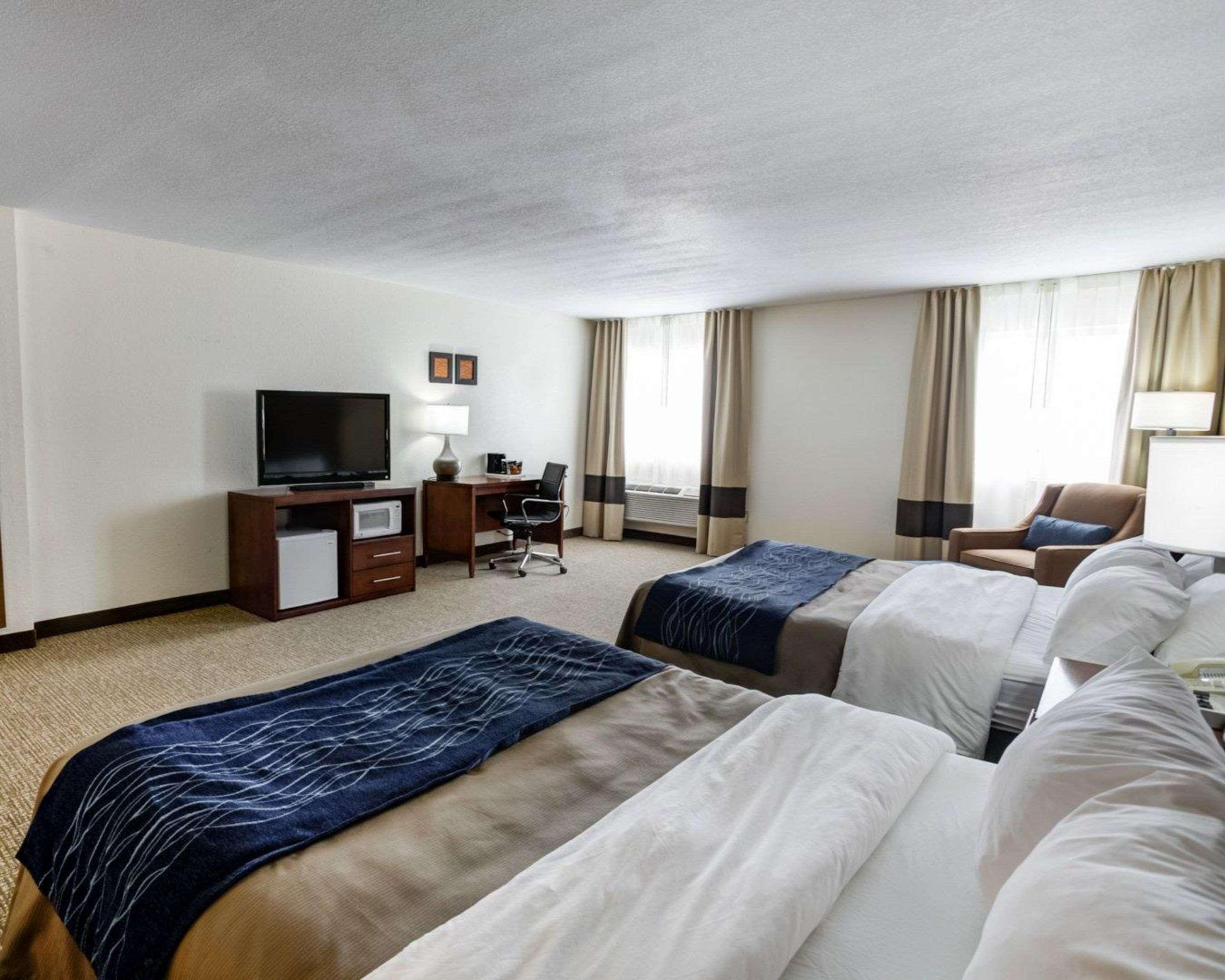 Comfort Inn Kearney - Liberty Екстер'єр фото